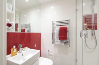 Vauxhall Residence Accommodation - En-suite Bathroom