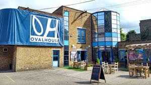 800px-Oval_House_2017