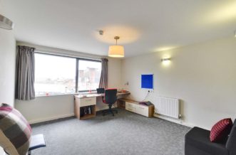 Kentish Town residence accommodation - Deluxe Plus Studio