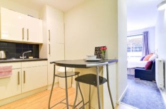 Kentish Town residence accommodation - Classic Studio Kitchen