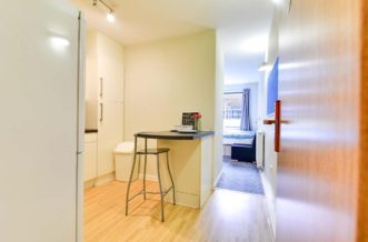 Kentish Town residence accommodation - Classic Studio Kitchen