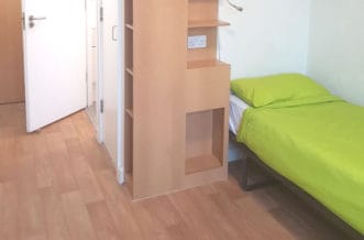 Southwark residence accommodation - Twin En Suite Bedroom