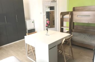 Hyde Park residence accommodation - Triple Room