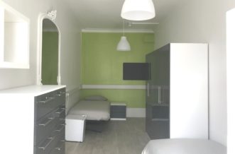 Hyde Park residence accommodation - Twin Room