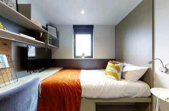 Chapter Ealing — image 3 of 15