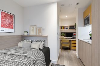 Chapter London Bridge — image 8 of 15